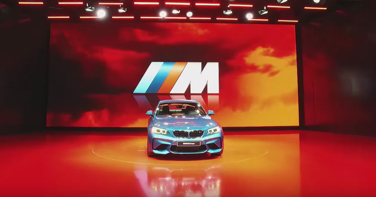 BMW at 2016 NAIAS, Detroit - Video